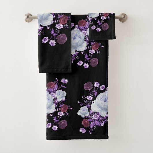 LILA BLOEMEN, ZWARTE ACHTERGROND BAD HANDDOEK (Insitu)