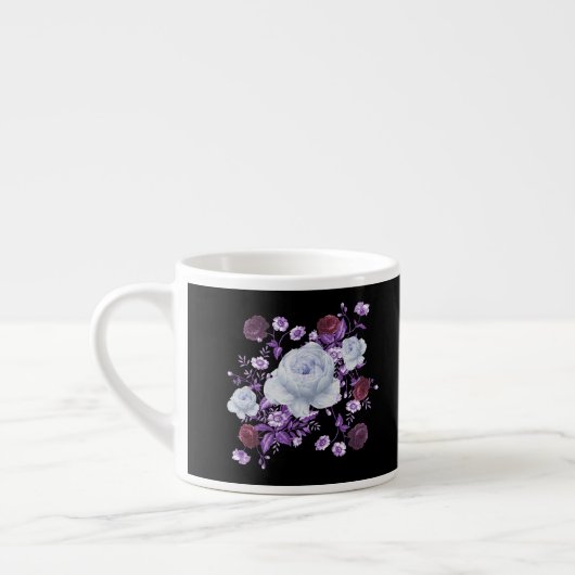 LILA BLOEMEN, ZWARTE ACHTERGROND ESPRESSO KOP (Links)