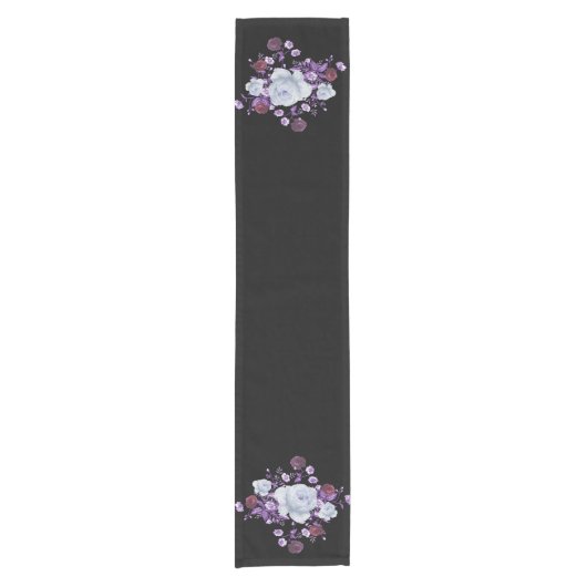 LILA BLOEMEN, ZWARTE ACHTERGROND KORTE TAFELLOPER (Voorkant)