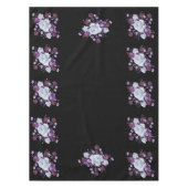 LILA BLOEMEN, ZWARTE ACHTERGROND TAFELKLEED (Voorkant)