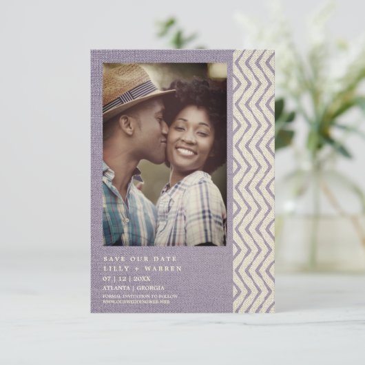Lila Boho Texture Engaged Romantic Couple Save The Date (Staand voorkant)