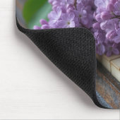 Lila bos op oude pianotoetsen muismat (Hoek)