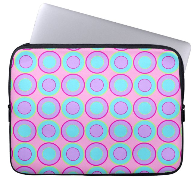Lila en turquoise donuts met vulling op roze laptop sleeve (Voorkant)