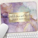 Lila Glitter Waterverf Faux Gold Foil Muismat<br><div class="desc">Lila Glitter Waterverf Faux Gold Foil Muismat. Dit ontwerp is voorzien van een stijlvol,  kenmerkend script stijl lettertype geplaatst tegen een prachtige moderne lila sprankelende achtergrond. Perfect voor een schoonheidssalon,  haarstyliste,  make-upkunstenaar of cosmetoloog.</div>