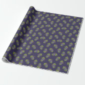 Lila grafiekpatroon cadeaupapier (Uitgerold)