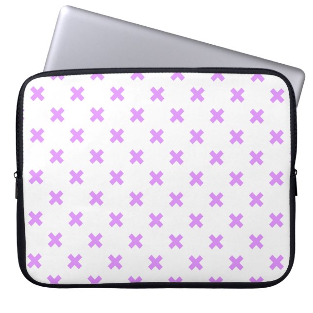 Lila kruisstiften op wit laptop sleeve (Voorkant)