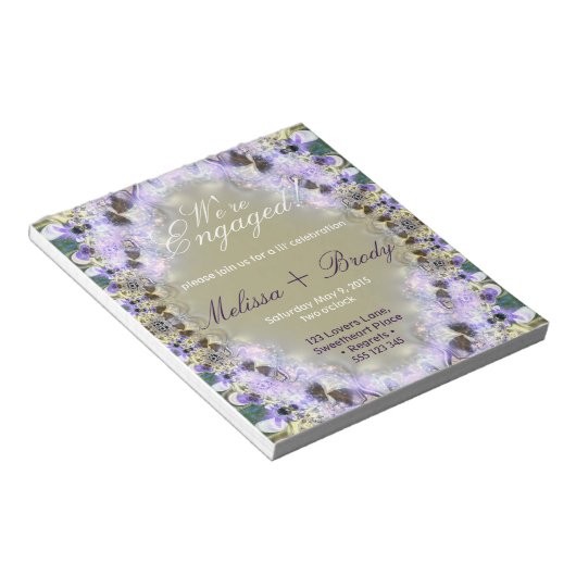 Lila Lace Verloving Budget Invitation notitieblok (Schuin)