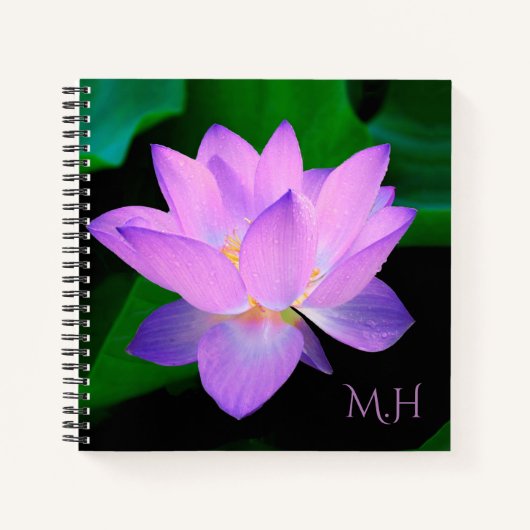 Lila Lotus Flower Monogram Notitieboek (Voorkant)