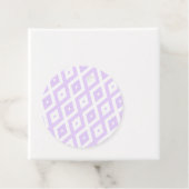 Lila paars- en witdiamantpatroon bedankjes labels (In situ)