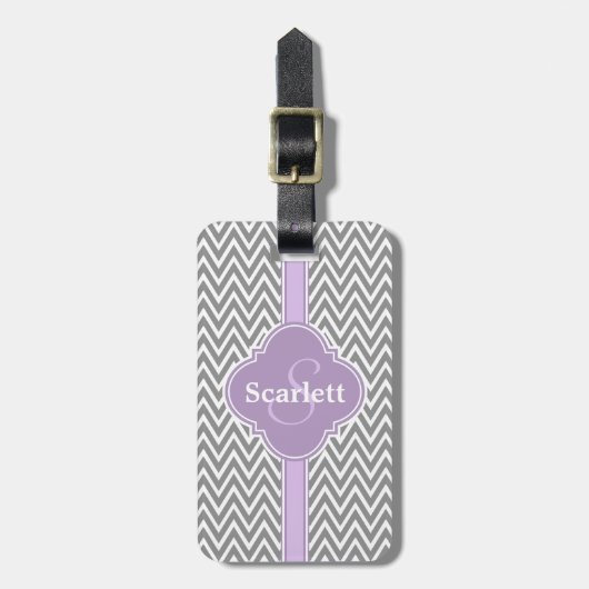 Lila Paars Gray Chevron Pattern en Monogram Bagagelabel (Voorkant verticaal)