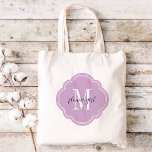 Lila Paarse Monogram Bloemenmeisje Canvas tas<br><div class="desc">Schattigee trendy monogram bruiloft party canvas tassen gepersonaliseerd met een aangepaste monogram initiaal,  bloem meisje tekst of voeg een naam of een ander bericht. Klik op Aanpassen om tekst lettertypen en kleuren te wijzigen in creëer een uniek cadeau voor uw bruidsmeisjes en bruiloftsfeest!</div>