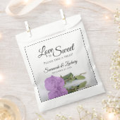 Lila Paarse Roos Liefde is Sweet Take Treat Bruilo Bedankzakje (Geknipt)