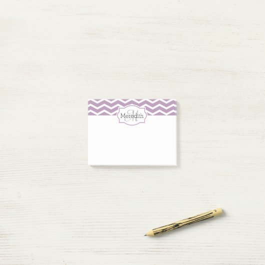 Lila Paarse Witte Chevron Naam Monogramed Post-it® Notes (Op bureau)