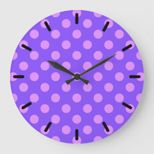 Lila pokstift op periwinkle grote klok