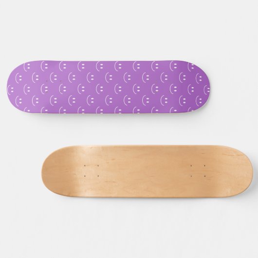 Lila Smile Pattern Skateboard (Horizontaal)