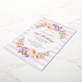 Lila Stripe en Bloom Birthday Brunch Party Folie Uitnodiging (Gedraaid)