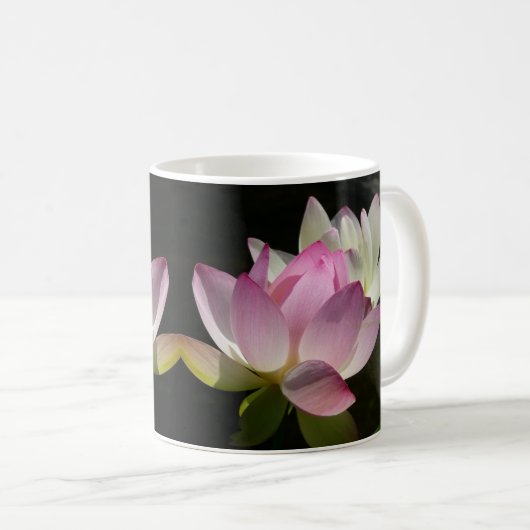 Lila Struik Beauful Paarse Spring Flowers Koffiemok (Voorkant rechts)