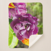 Lila tulpen op een zonnige dag sherpa deken (Voorkant)