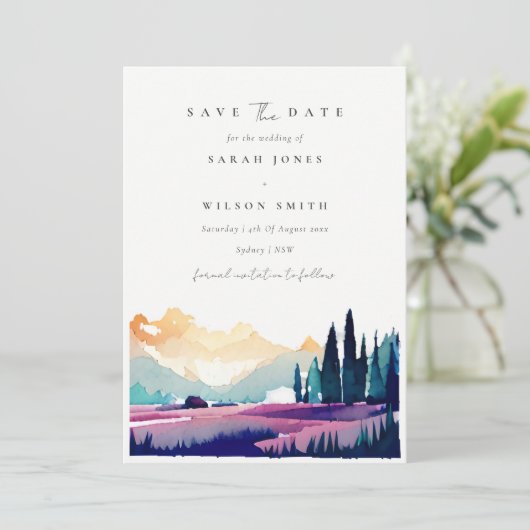 Lila velden in het gebergte Bomen Landschap Save The Date (Staand voorkant)