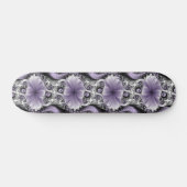 Lila Verlichtingsvlakte Abstract Floral Fractal Ar Persoonlijk Skateboard (Horizontaal)