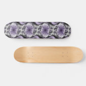 Lila Verlichtingsvlakte Abstract Floral Fractal Ar Persoonlijk Skateboard (Horizontaal)