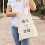Lila Waterverf Floral Monogrammed Tote Bag<br><div class="desc">Waterverf Floral Monogram ontwerp.</div>