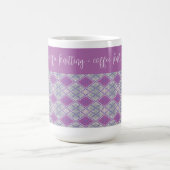 LILAC ARGYLE BREISEL "breien + koffie" Hoge Mok (Center)