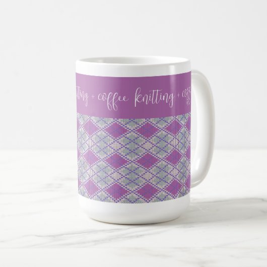 LILAC ARGYLE BREISEL "breien + koffie" Hoge Mok (Voorkant rechts)