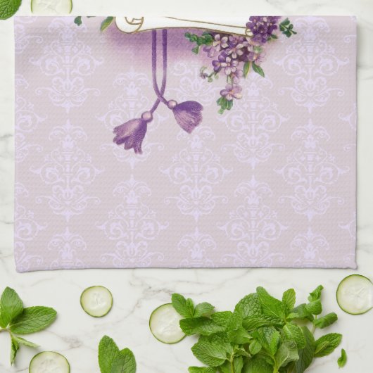  Lilacs gepersonaliseerde keukenhanddoek (Gevouwen)