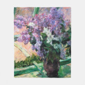 Lilacs in een raam, Mary Cassatt Fleece Deken (Voorkant)
