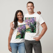 Lilacs in een raam, Mary Cassatt T-shirt (Unisex)