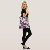 Lilacs op Paarse Tote Bag (Op model)