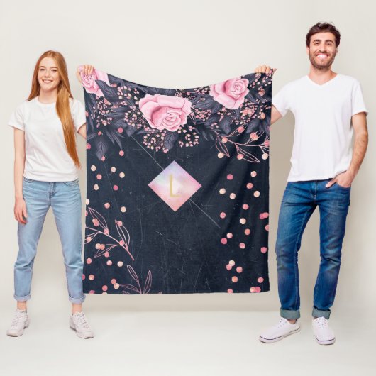 Lilibet Monogram Navy Rozegoud Roze Prinses Cadeau Fleece Deken (In situ)