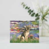Lilies 2 - Duitse Herdershond 2 Briefkaart (Staand voorkant)