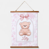 Lilly | Aangepaste Roze Teddybeer Nursery Design Hangend Wandkleed (Voorkant)