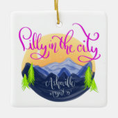 Lilly in City - Asheville Ceramic Ornament (Voorkant)