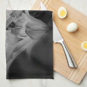 Lily bloemen in zwart-wit theedoek (Quarter Fold)