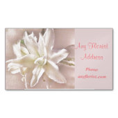 Lily Blossom Blush Magnetisch Visitekaartje (Voorkant)