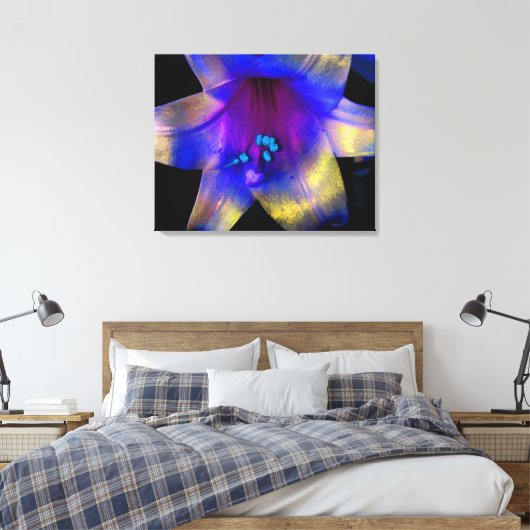 Lily Digitaal Verbeterde Kabeljauw Canvas Afdruk (Insitu (Slaapkamer))