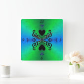 Lily en Heart. Vierkante Klok (Huis)