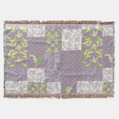 Lily-of-the-Valley Faux Patchwork Mauve Deken (Voorkant)