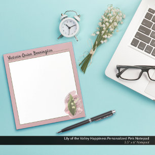 Lily of the Valley Happiness Gepersonaliseerd Roze Notitieblok