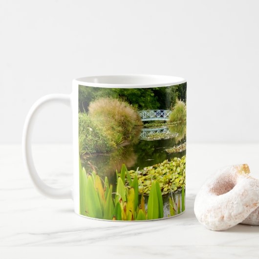 Lily Pond Mok (Met donut)