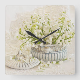 Lily van de vallei vierkante klok