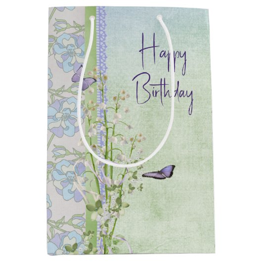 Lily van de Valley Birthday Bouquet Medium Cadeauzakje (Voorkant)