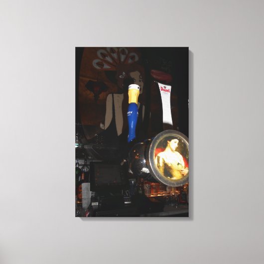 Lilyl Bar Canvas Afdruk (Voorkant)