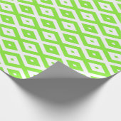 Lime green and white diamond pattern cadeaupapier (Hoek)
