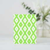 Lime green and white diamond pattern RSVP kaartje (Staand voorkant)