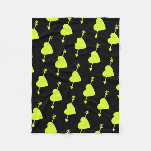 Lime Green Arrowed Heart Fleece Deken