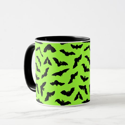 Lime Green Bat Pattern Halloween Mok (Voorkant links)